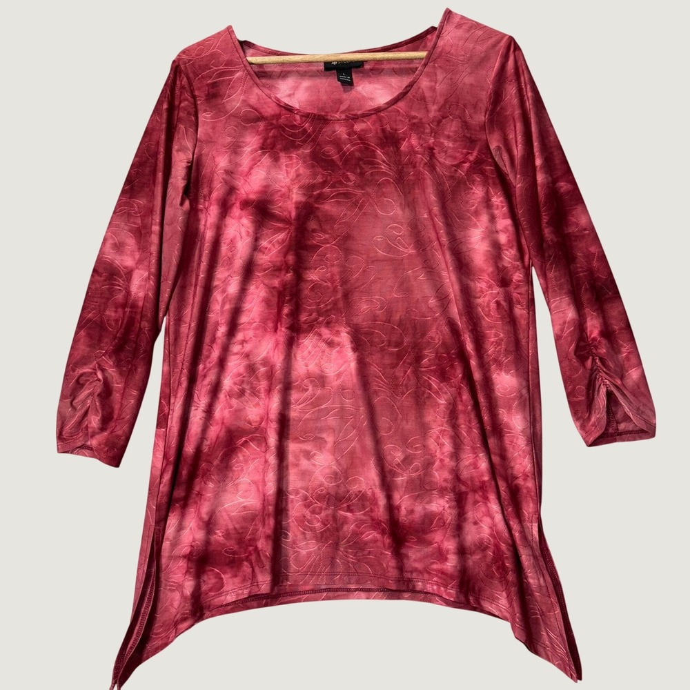 AB Studio Tunic Womens L Red Embossed Scroll Asymmetrical Hem Ruched Sleeve